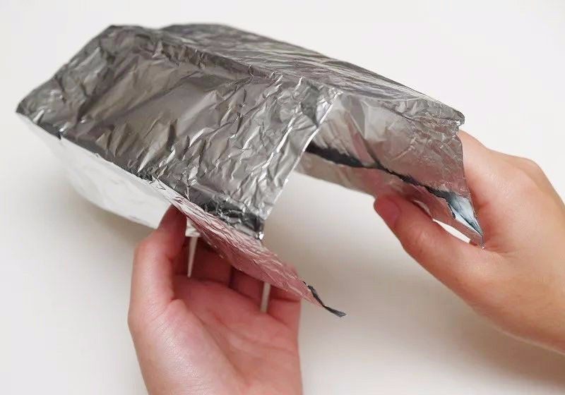 关于铝箔纸的2个你不知道的误解